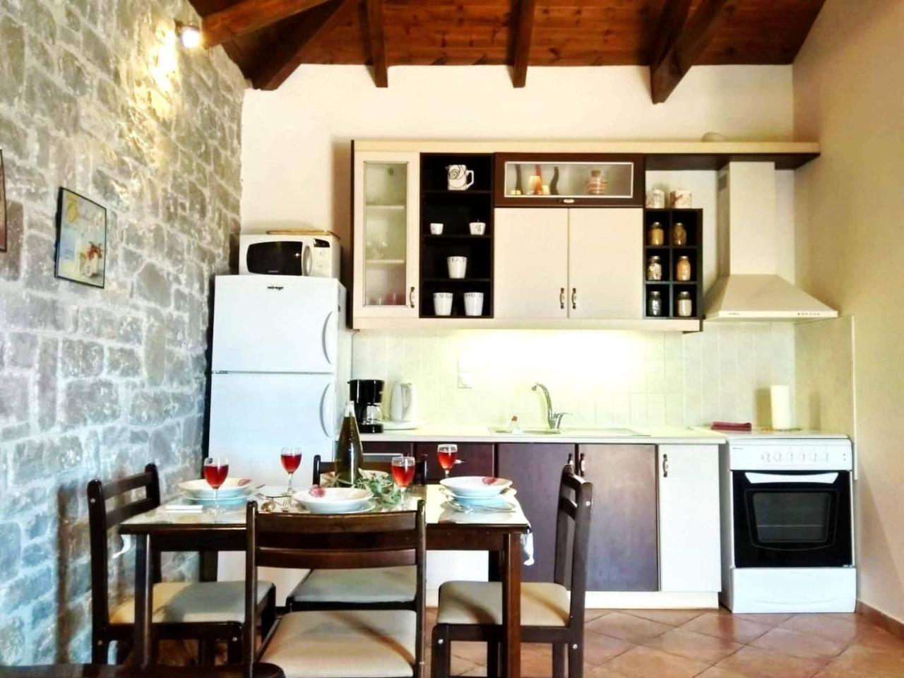 Atha-Tina:Traditional Stone Homes Ájosz Nikólaosz Kültér fotó